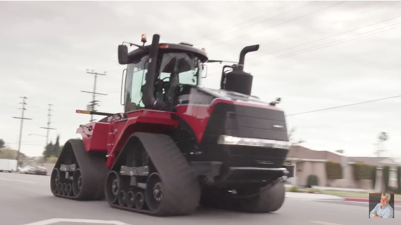 The Working Giant: Take A Better Look At This Case IH Quadtrac Tractor!