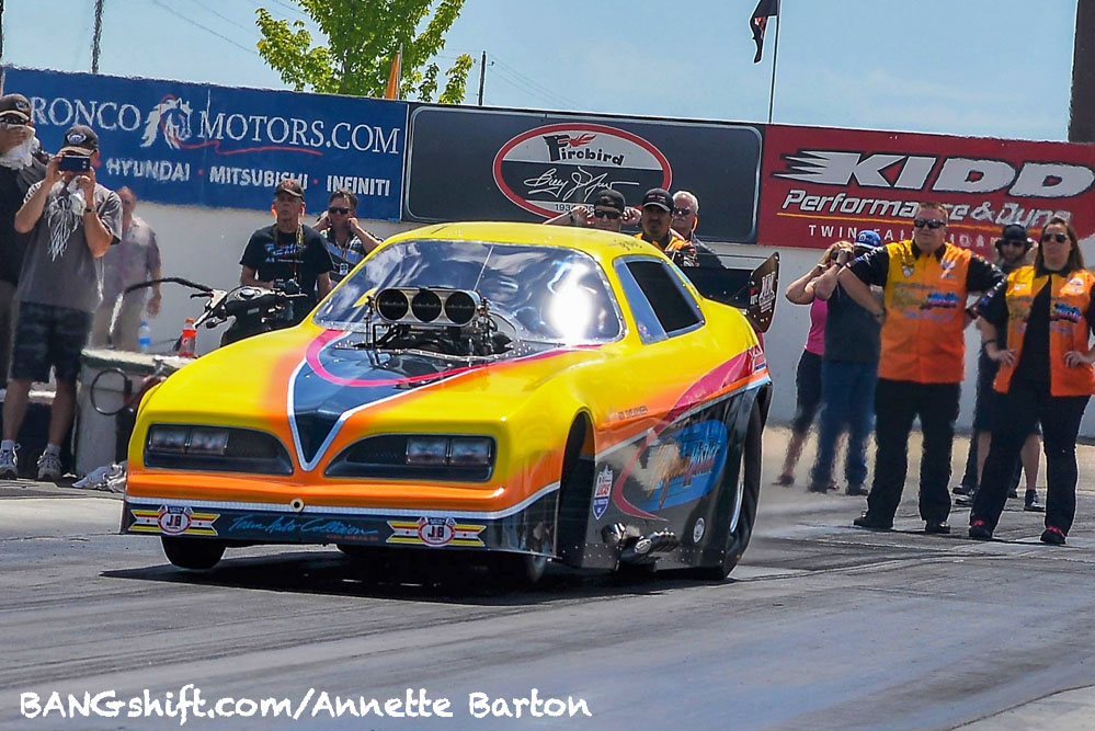 Jeff Arend Dominates NHRA Heritage Series Nitro Funny Cars at Firebird’s Ignitor!