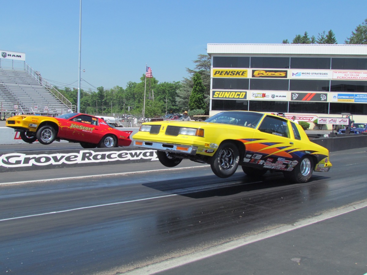 Drag Action Photos: High Flying Super Stockers at Maple Grove During The NHRA Lucas Oil Drag Racing Series Event