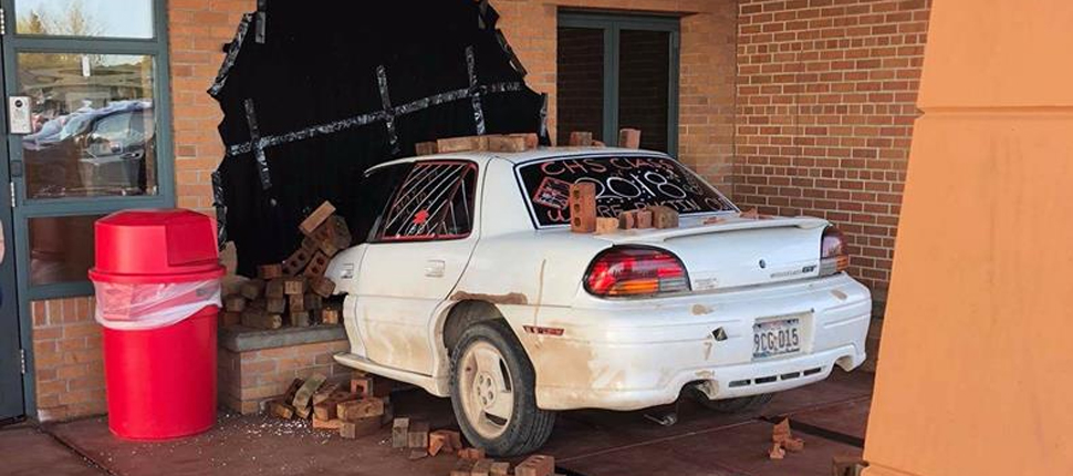 Best Senior Prank Ever: When The Cops Congratulate You, You Did Good!