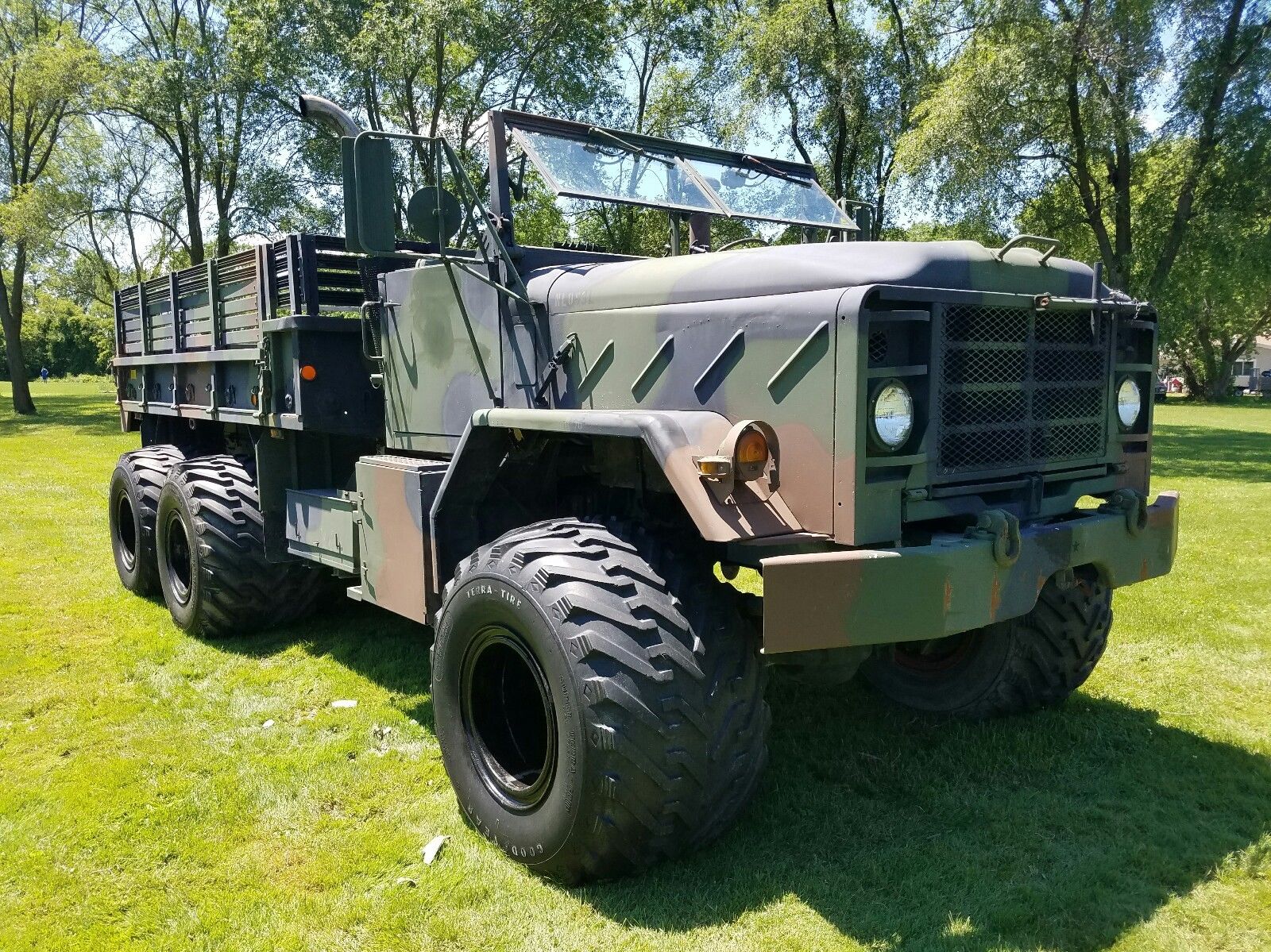 Someone Put 48″ Floatation Tires On A 5-Ton Truck And It Is The Most Beautiful Thing In The World