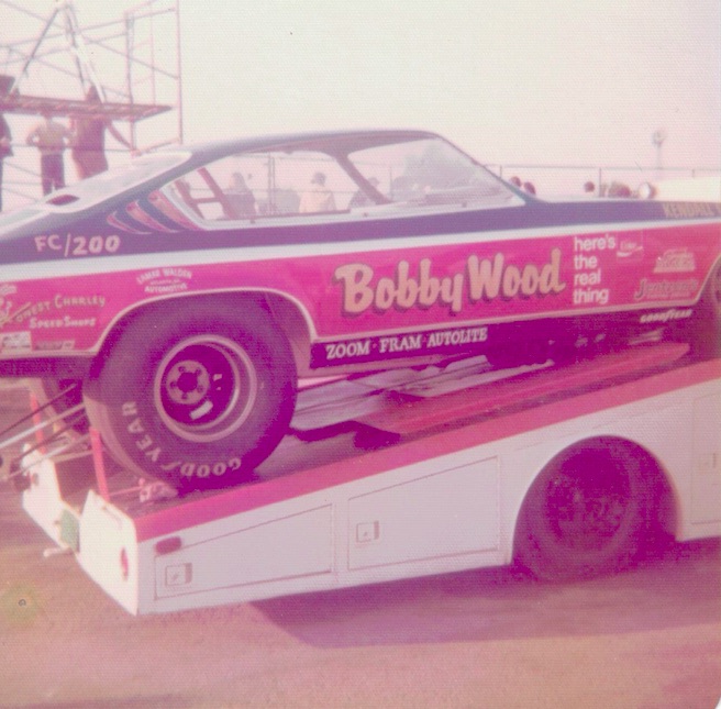 Vintage Drag Photos: These Images Were Taken By A Happy 13 Year Old Kid Working In The Parking Lot Of US30 Drag Strip!