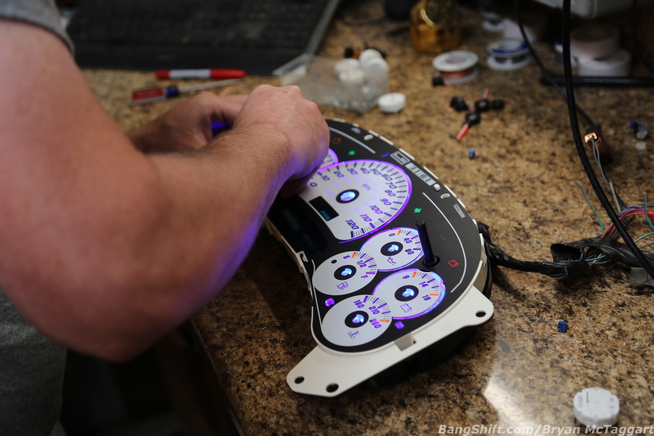 GM Truck Cluster Repair! We Give The Gauges Of A 2006