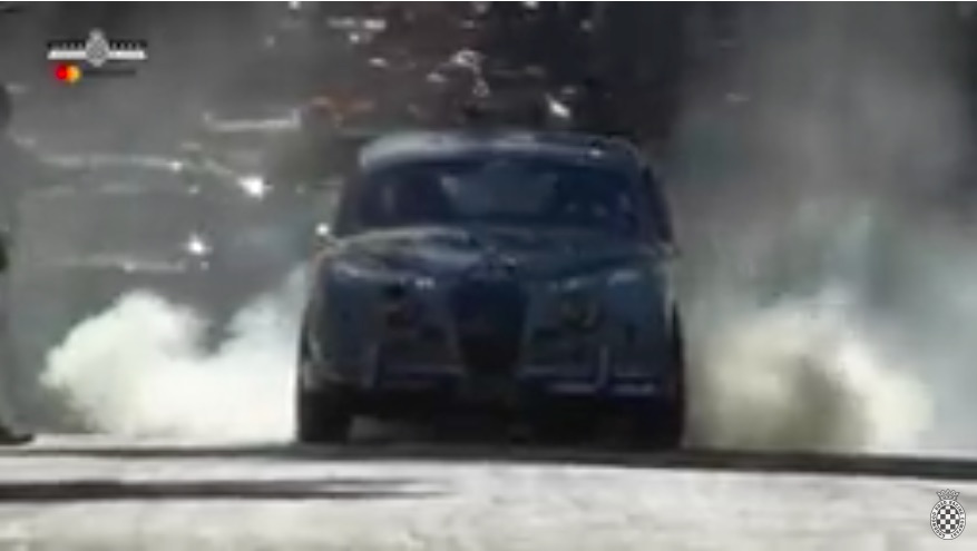 The Bad Brit: Check Out This Classic Jaguar Mk1 Roasting Tires And Sliding Sideways At Goodwood