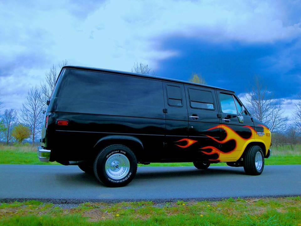 Rough Start: A Flamed 1984 Chevy Van Is Always A Good Idea!