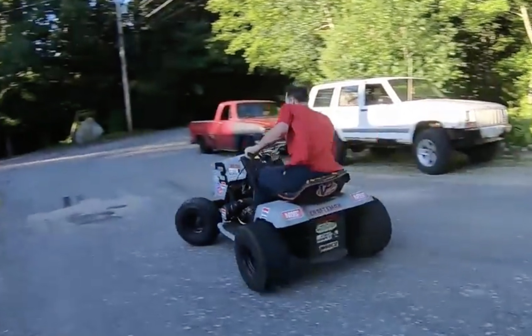 Off The Rocker: This Kawasaki KZ1000-Powered Lawn Mower Is Mental!