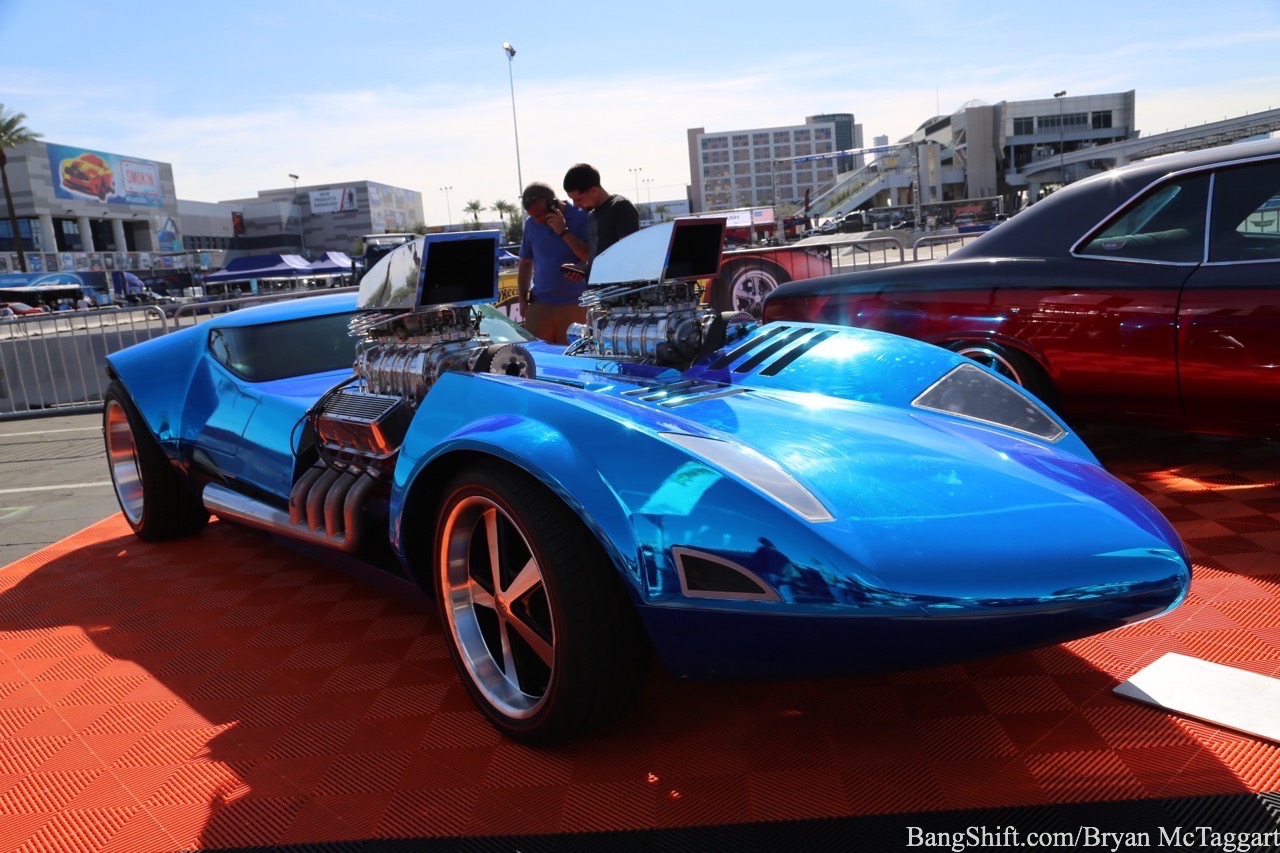 SEMA 2018: A Quick Blast Outside Before The Show Really Kicks Off!