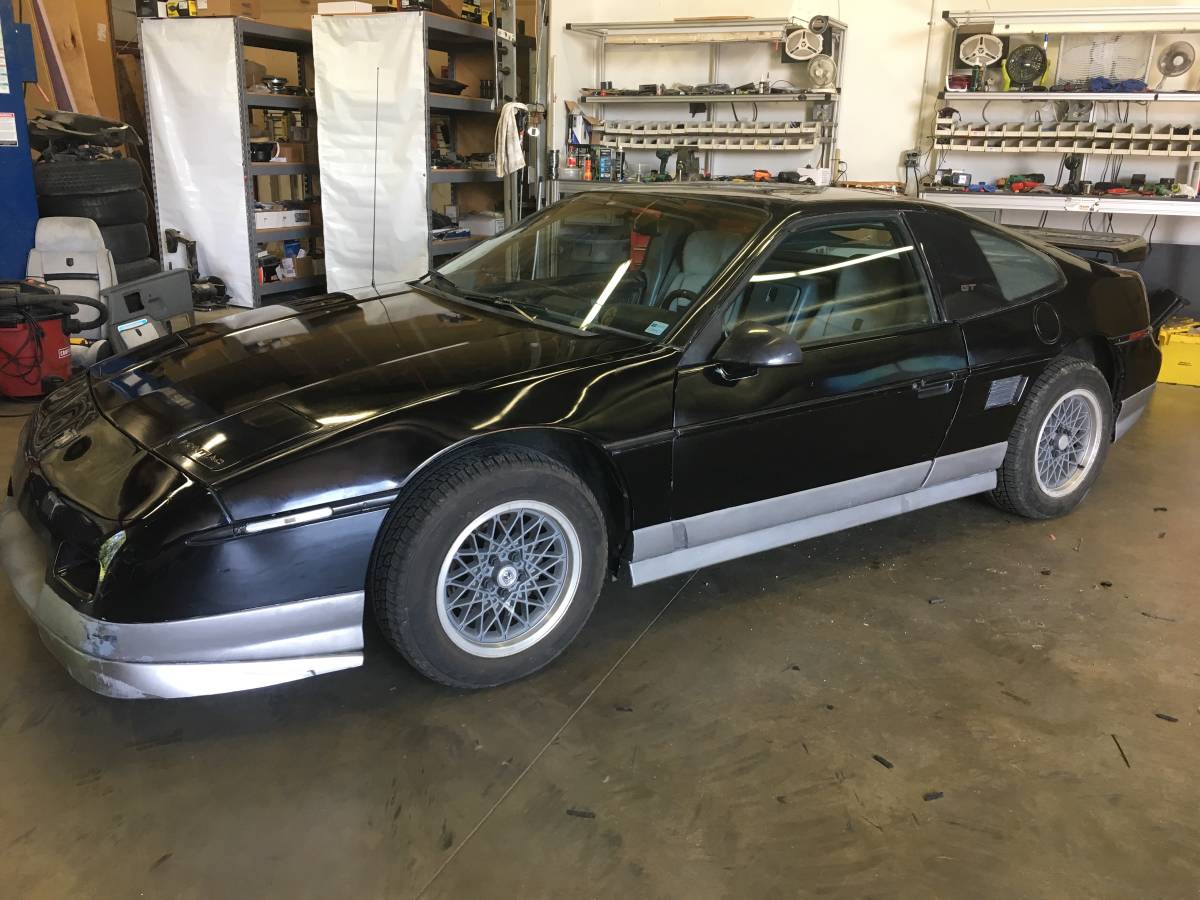 Rough Start: A Pontiac Fiero That Is Still A Pontiac Fiero!