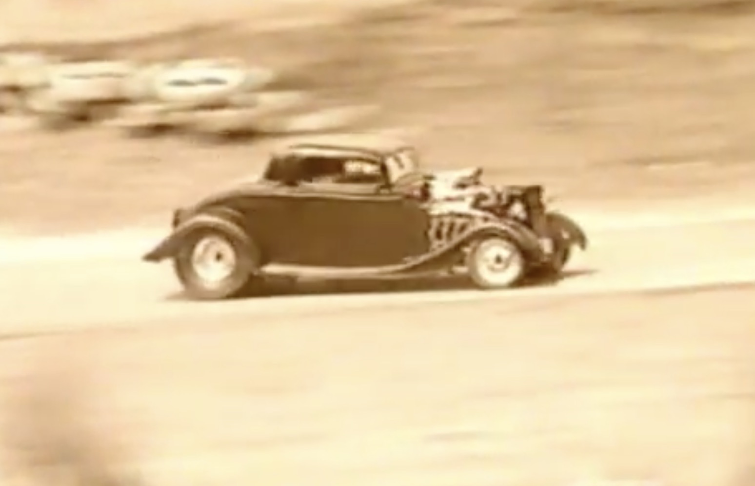 Classic YouTube: Fast Fred Cavasini’s 1934 Ford Tearing The Hides Off!