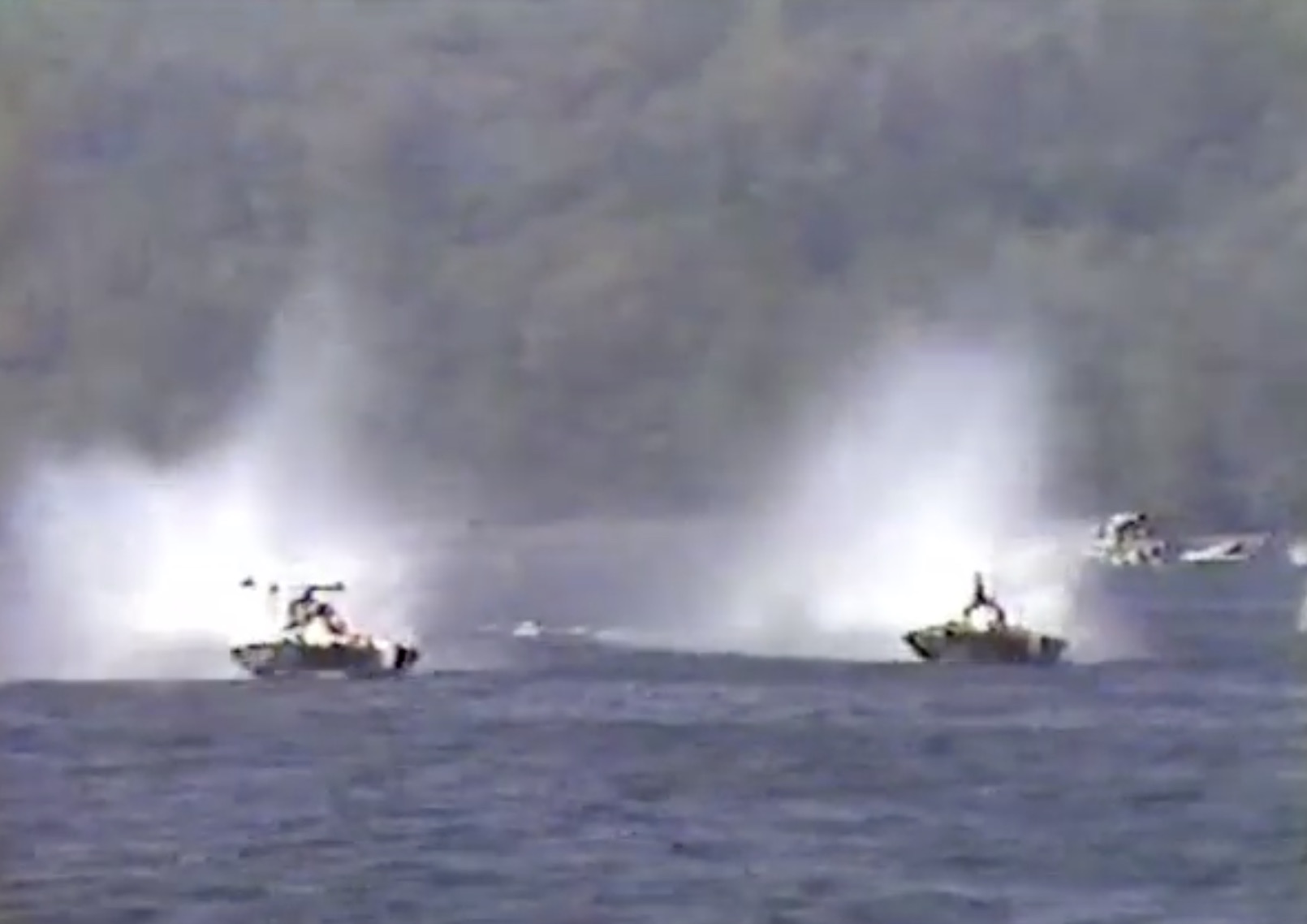 Classic YouTube: Pride of Pay ‘n Pak Versus Miss Budweiser On Lake Washington In 1974