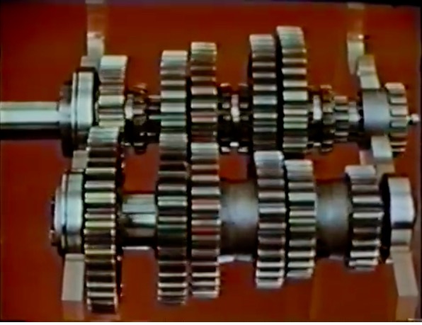 Old School Tech Video: This Breakdown Of A Road Ranger Big Rig Transmission From The 60s Is Brilliant!