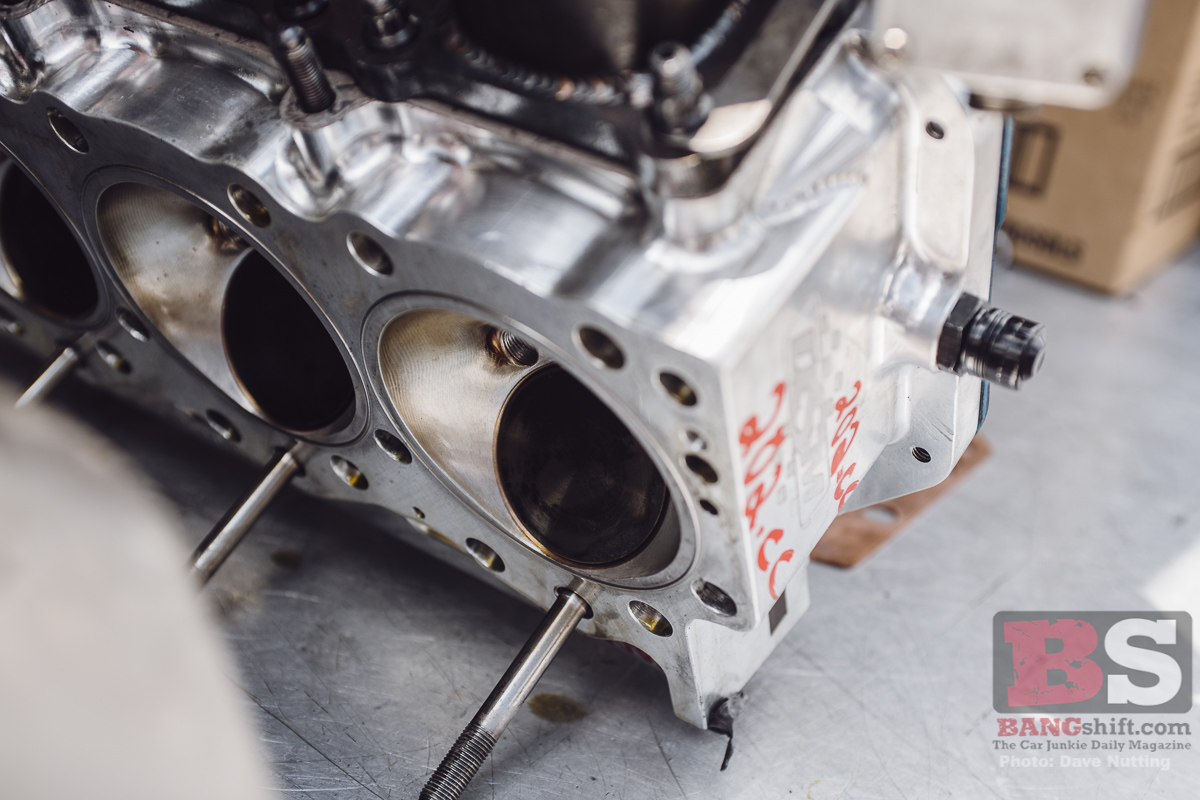2019 NHRA New England Nationals Photos: Images From The Pits In Epping, Hard Work In The Heat