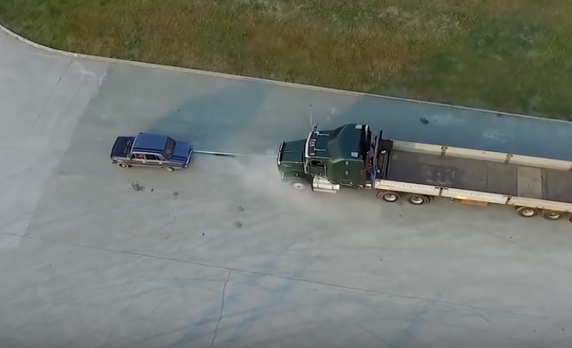 Russian Fun With A Kenworth: Tow Challenges All Around!