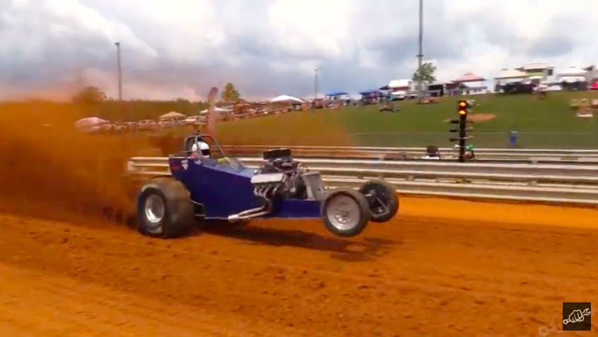 Super Scoopers: Watch This Awesome Sand Drag Racing Video From The Import vs Domestic Race In Virginia!