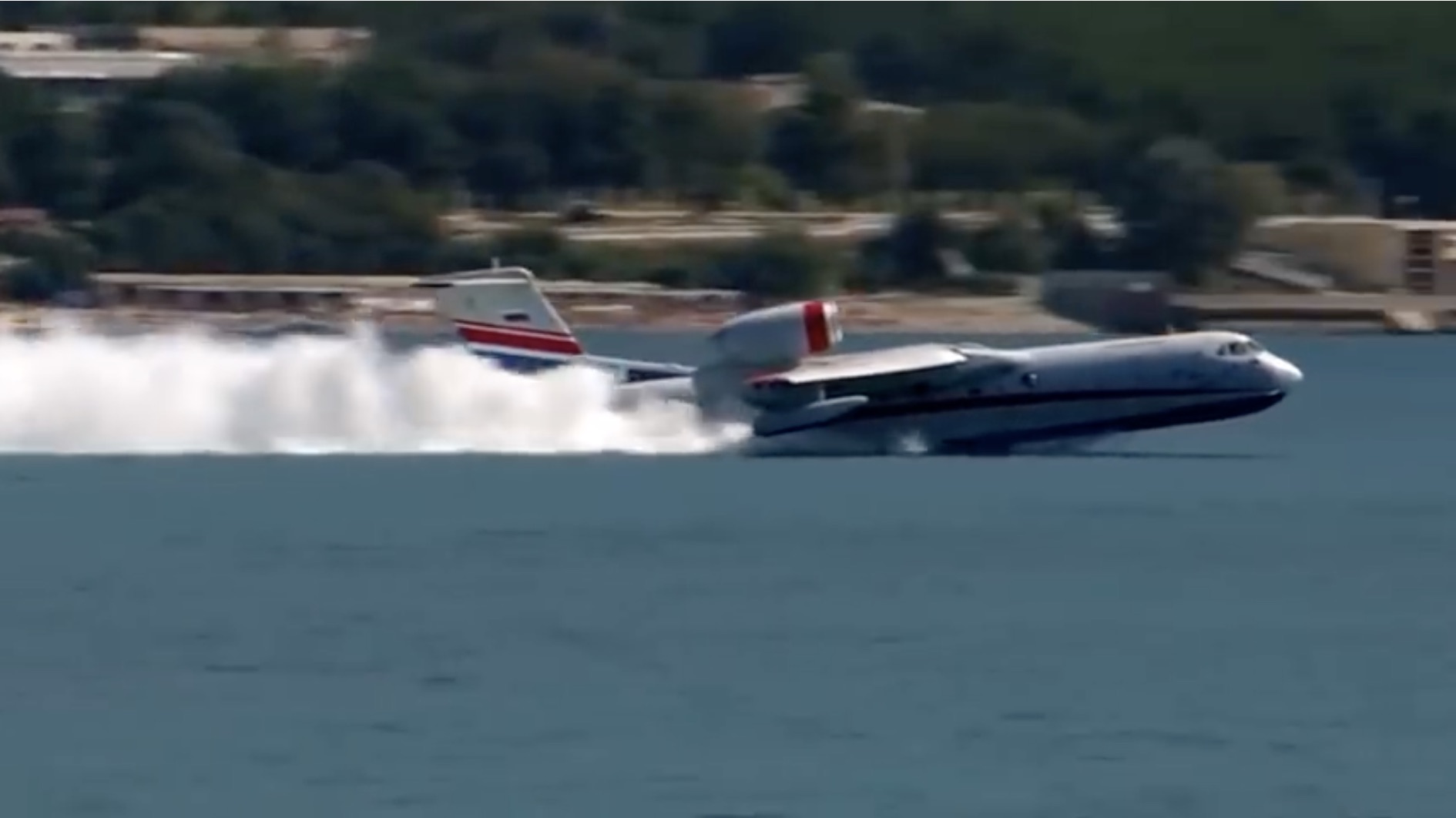 It’s A Boat, It’s A Plane: The Beriev Be-200 In Action!