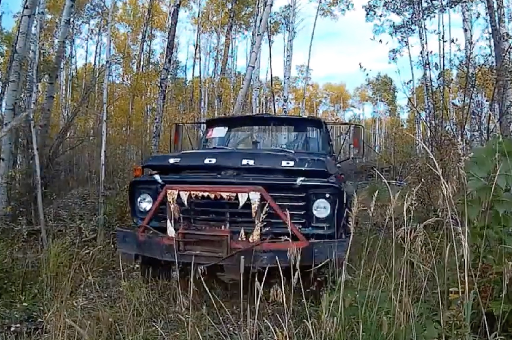 R-Rated Resurrection: Waking Up This Ancient Ford F-600 With Enthusiasm And A Sailor’s Tongue