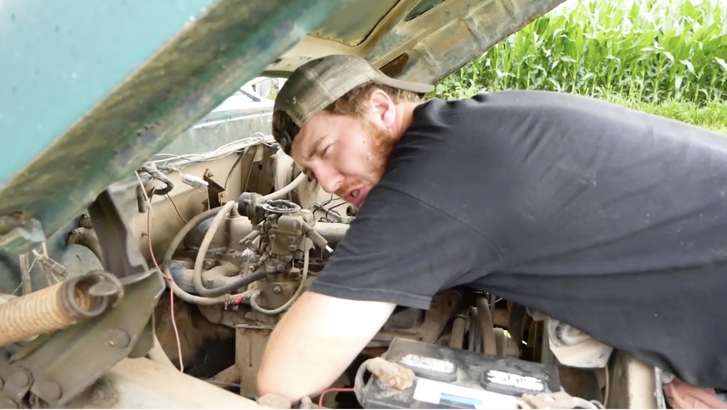 Old Farm Trucks Rule: Waking Up A Dentside Ford After Years!