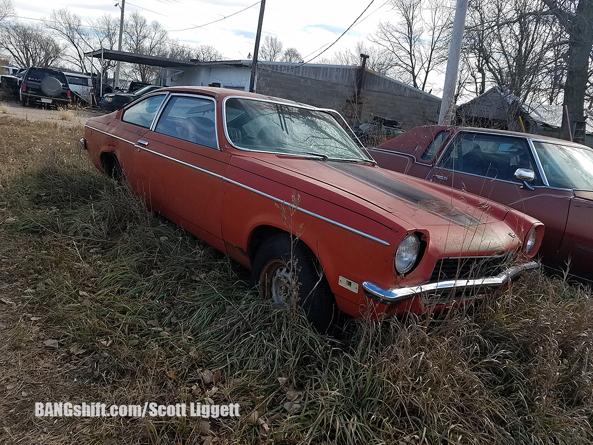 Roadtrippin’: This Abandoned Car Lot In Nebraska Has Some Fun Finds That Deserve A Better Resting Place