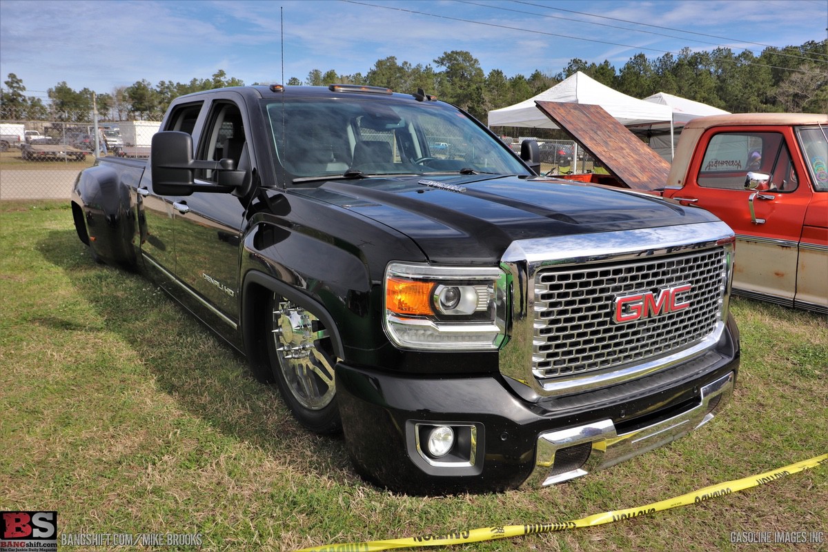 2020 Lone Star Throwdown Photo Coverage: The Miles and Miles Of Cool Trucks Just Won’t Stop Coming!