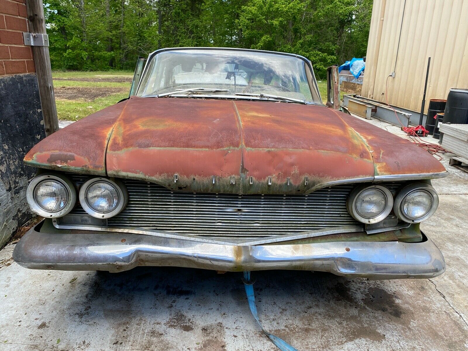 Weird, Rusty, Slow, and Rare: This Factory Perkins Diesel Powered 1960 Plymouth Belvedere Is Awesome