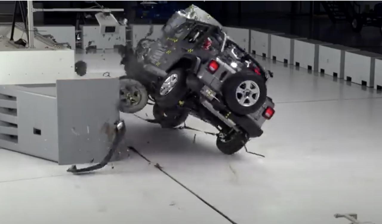  Getting Tipsy: The Jeep Wrangler JL Rolled Over In Overlap  Crash Tests 