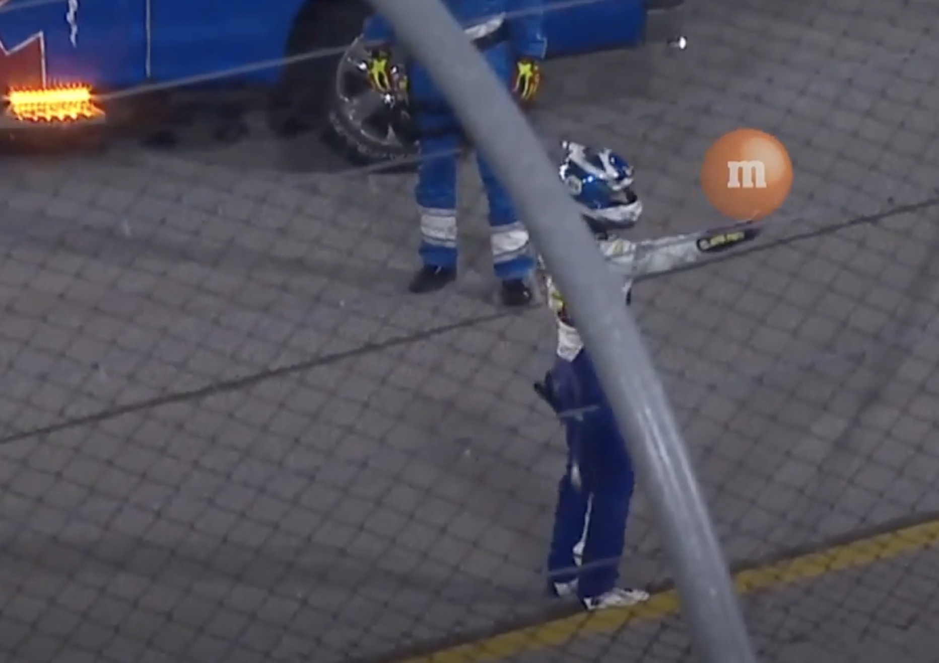 Temper Flare: Chase Elliott Throws Out His Own Flag On The Play After Getting Spun Out At Darlington