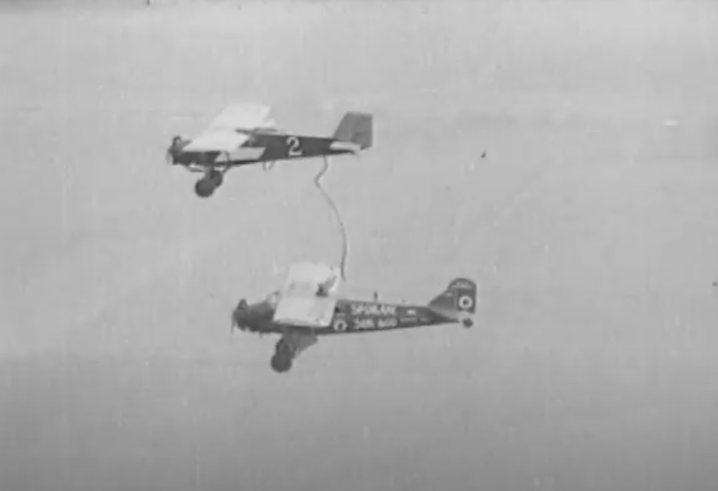 On This Day: The First Successful Mid-Air Refueling Happened In 1923