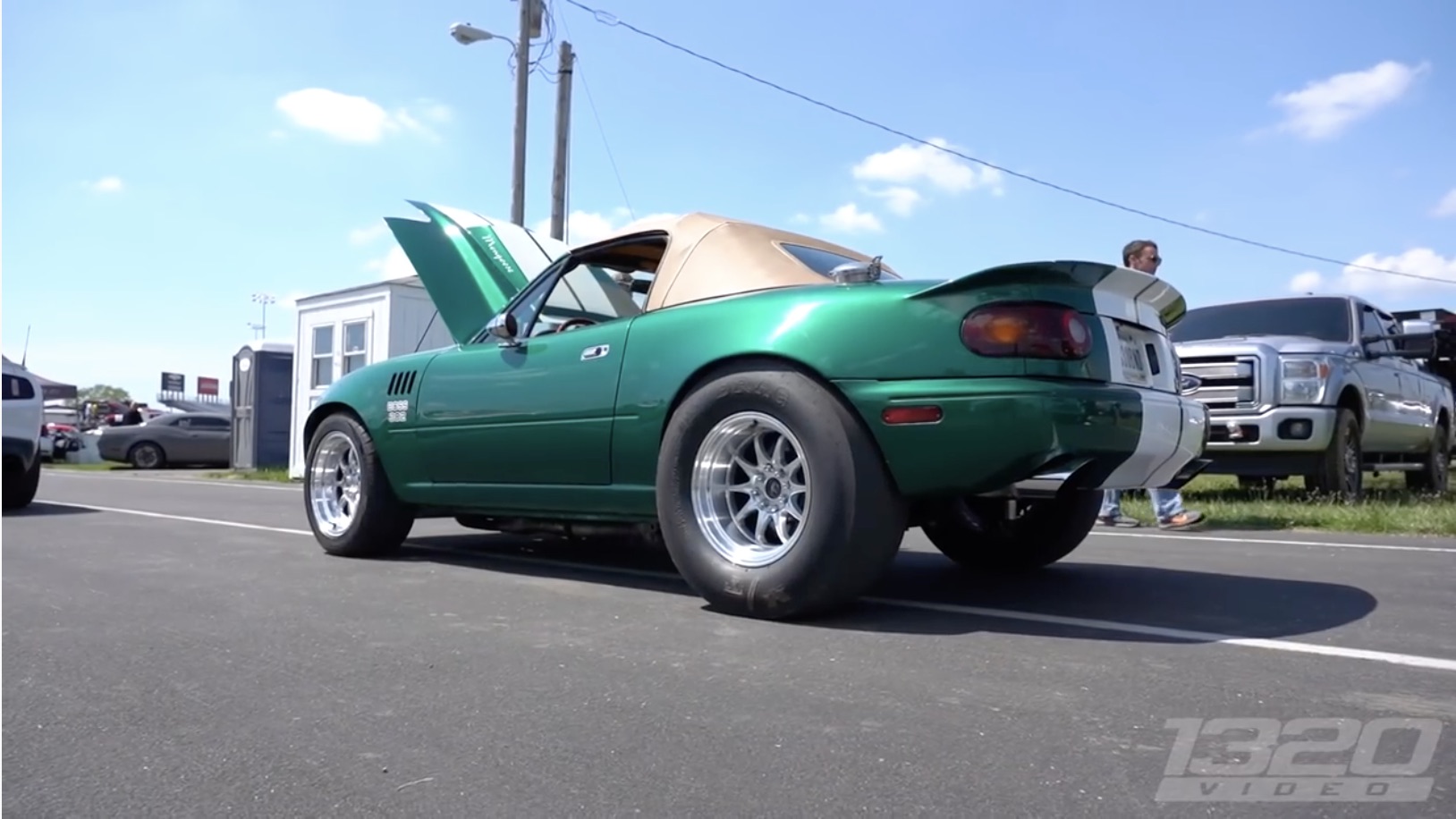 Rippin’ Grip: This Beefy Little Ford-Powered Miata Can Get Down On The Strip