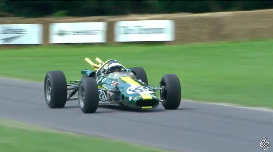 Full Throated History: Watch The Legendary Indy 500 Winning Lotus 38 Run Up The Hill At Goodwood