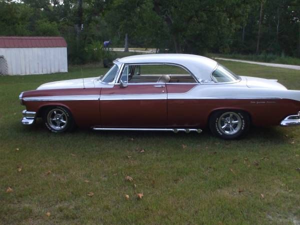 Banker’s Retromod: This 1955 Chrysler New Yorker Is Putting A Truck V-10 To Good Use!