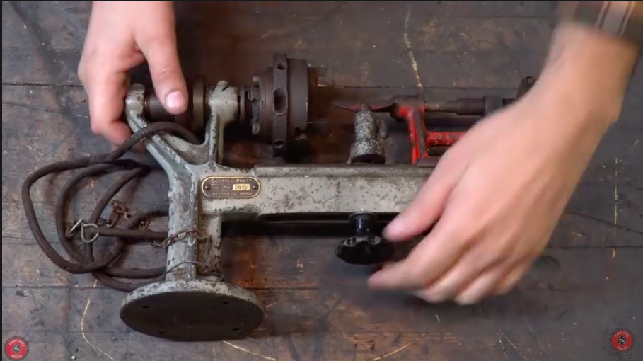 Awesome Resto Video: Watch This 100 Year Old Jewelry Lathe Get Restored With Narration – Cool Stuff!