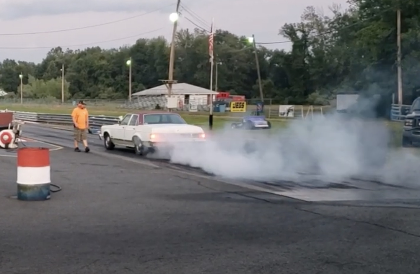 The Barra-Powered Granada Goes Racing! How Does The Disco Sleeper Do?