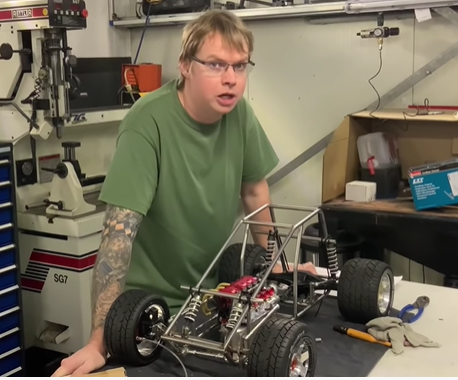 Tube Chassis Remote Control 1/5 Scale Sprint Car Build! How Cool Is This Thing With A Nitro Burning Engine And Everything!