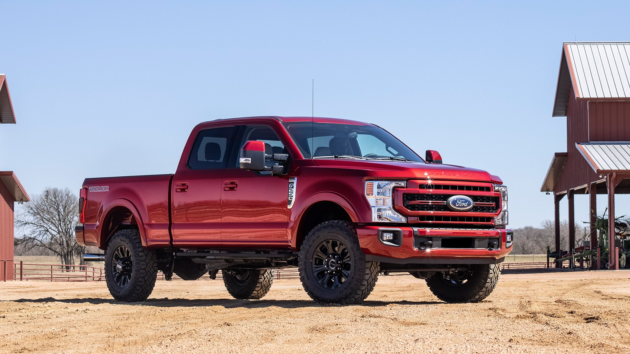 The 2022 Ford Super Duty Updates Get it Right – New Looks, More Tech, Same Big Engine!