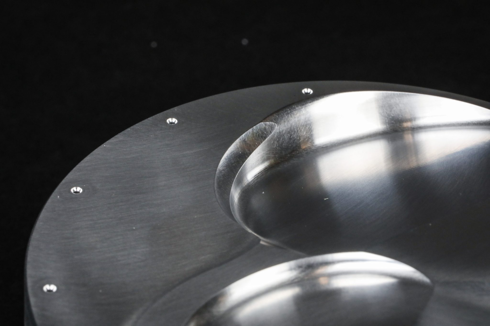 These New 20° BBC Pistons From JE Have Custom Piston Features With OffTheShelf