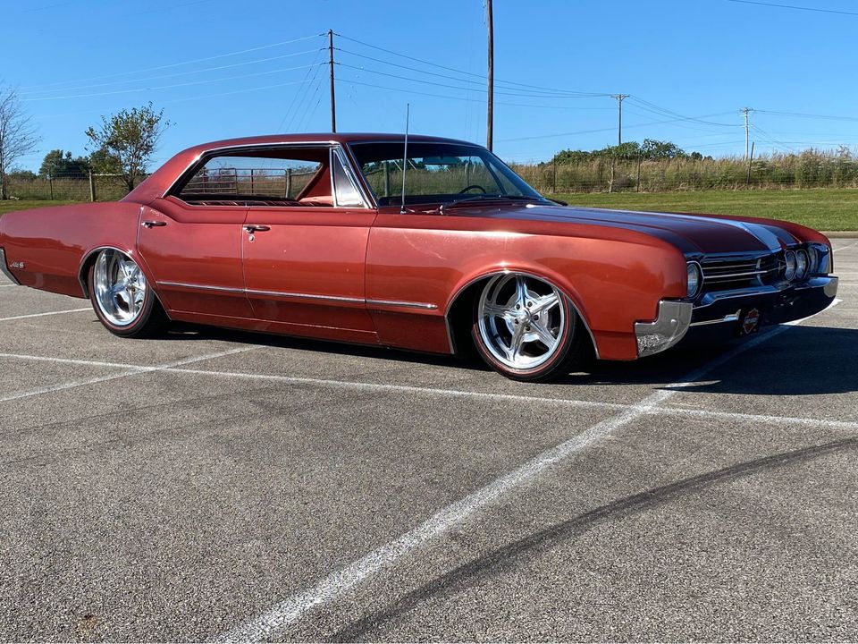 Root Beer Float: This 1966 Oldsmobile Jetstar 88 Speaks To Us!