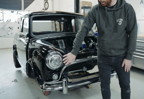 Mini D16 Swap Project: A Rancher’s Classic Mini Pickup – Little Morris Episode 1