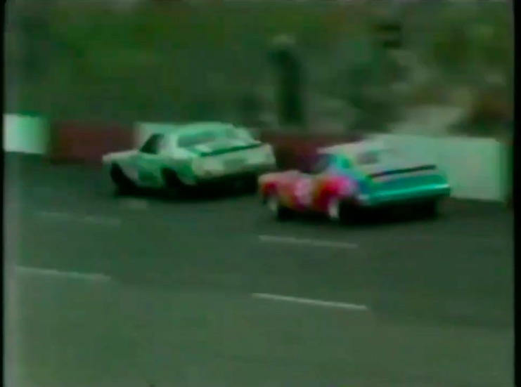 Awesome Battle: Watch Waltrip and Petty Put On An Incredible Show At The End Of The 1979 NASCAR Rebel 500