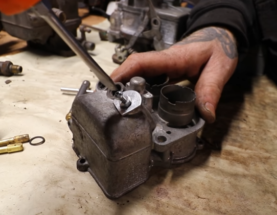 Carb Tech: Here Are The Top 5 Reasons Your Stromberg Carburetor Leaks Or Doesn’t Work Right.