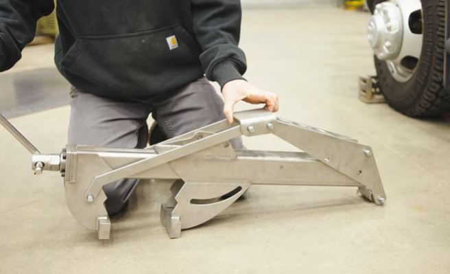 Here’s What Happens When Jason At Fireball Tools Decides To Build A New Jack For His Truck, That Doubles As A Vise.