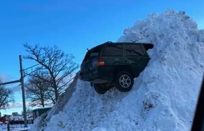 jeep in snow copy