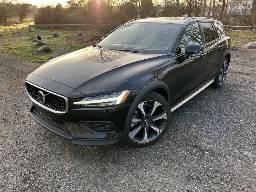 We Drive It: The Volvo V60 Cross Country B5 AWD – Better Than Bigger, Cooler Than A Crossover