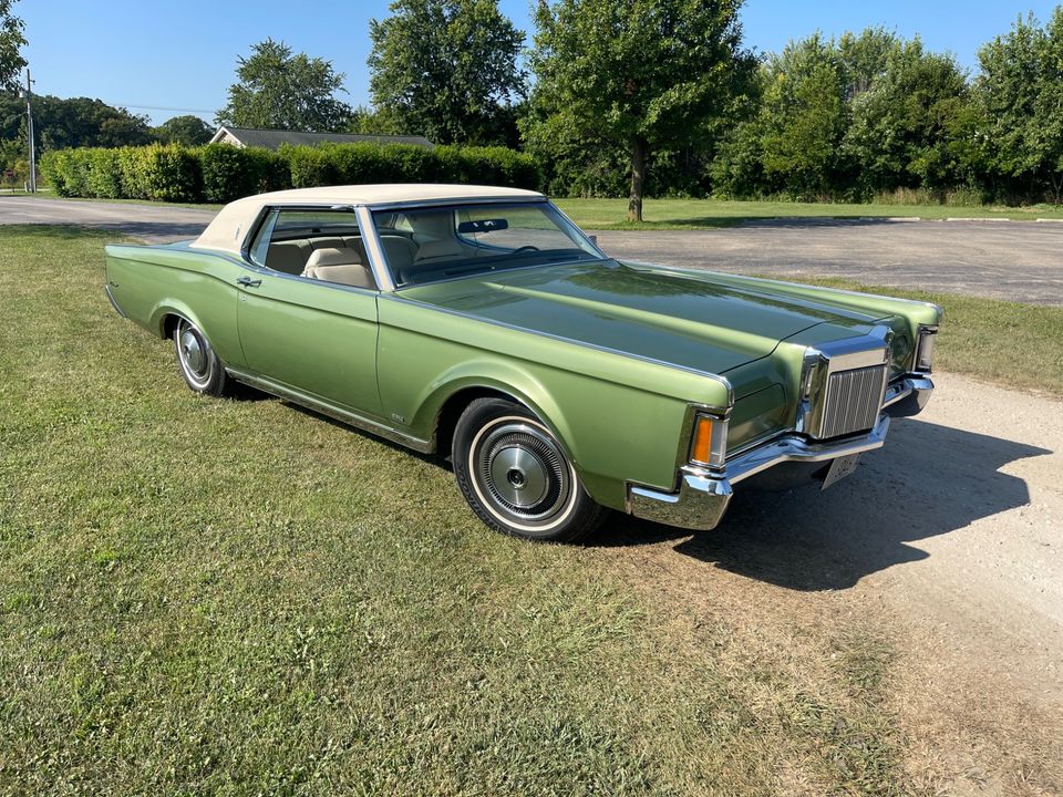 This 1970 Lincoln Mark III Is An Epic Road Trip Machine! Low Miles, Looks Mint, And It Could Be Yours! Someone Buy It For Power Tour 2025.