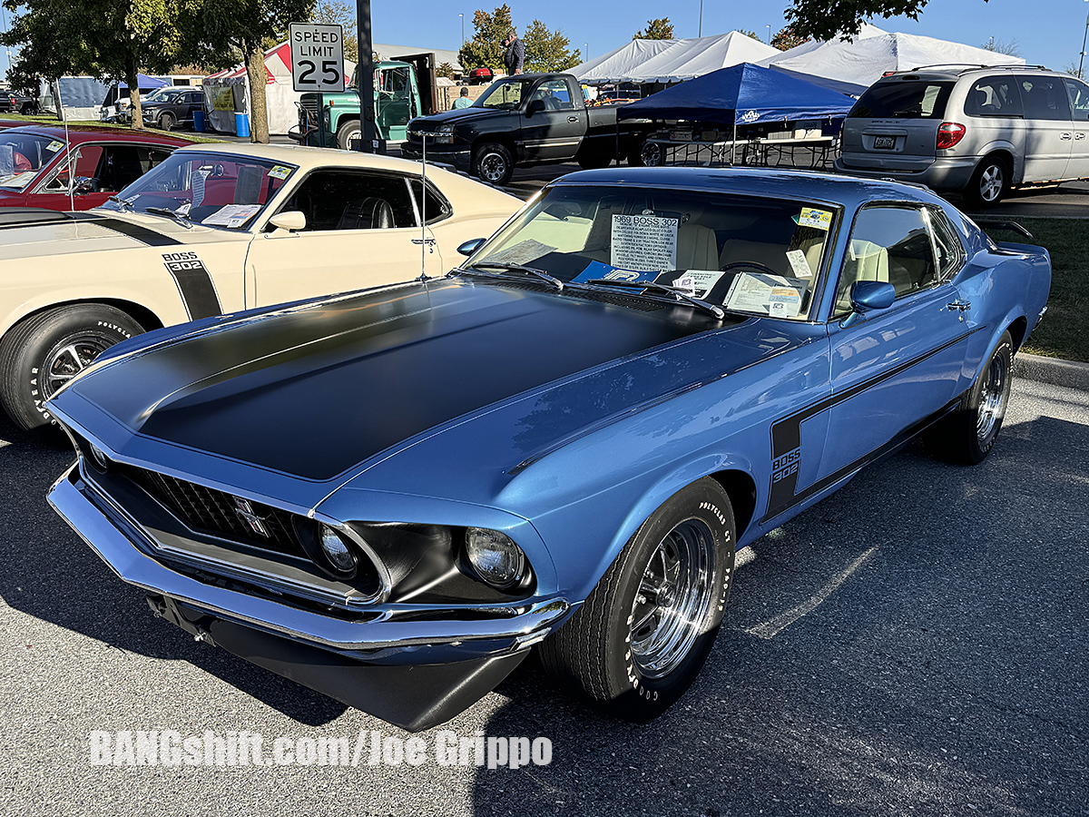 Gallery #2 Of Swap Meet And Car Corral Photos From The AACA Fall Regional Meet at Hershey!