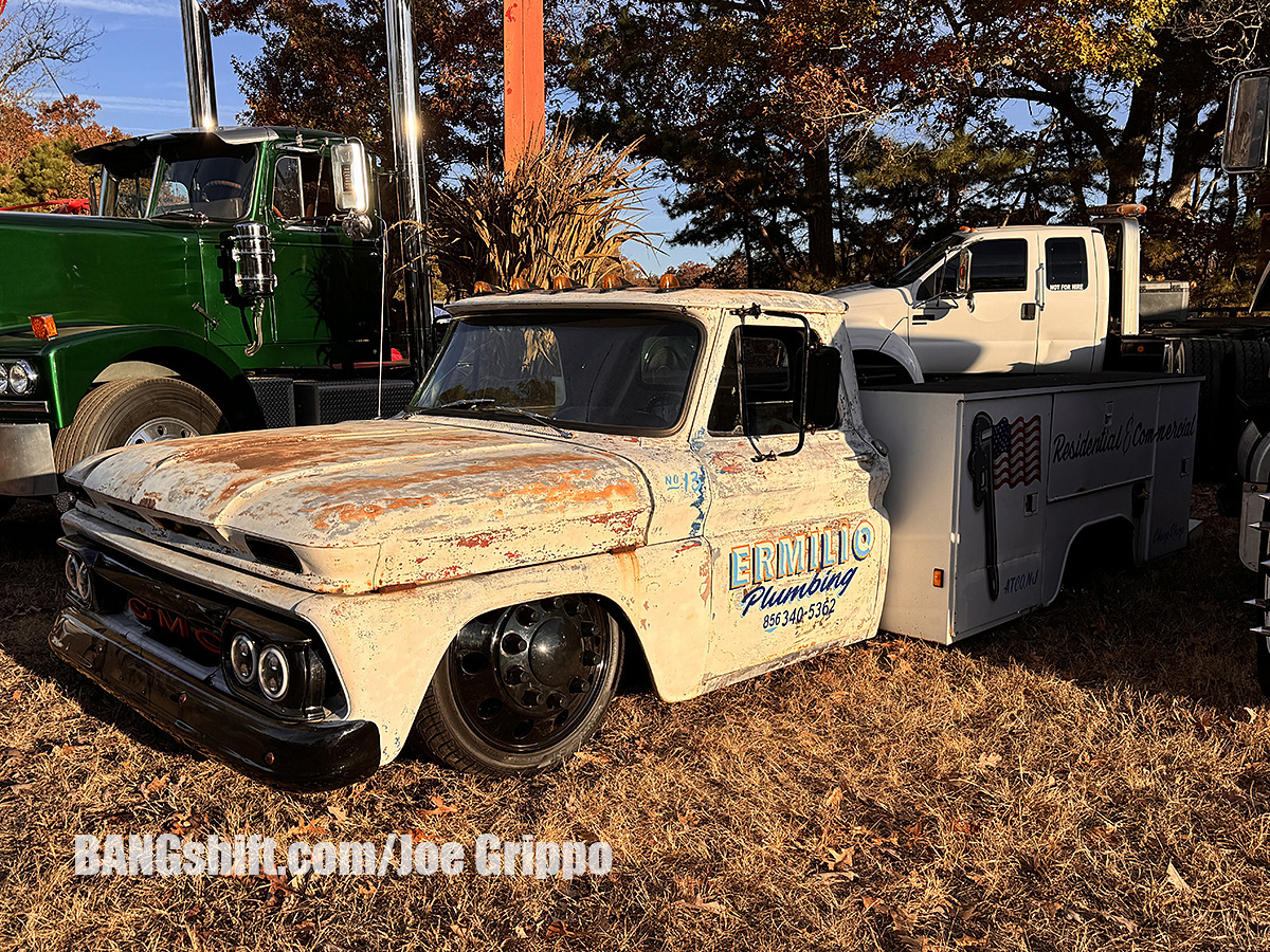 Our Flemings Auto Parts Pumpkin Run Car Show Photos Start Right Here!