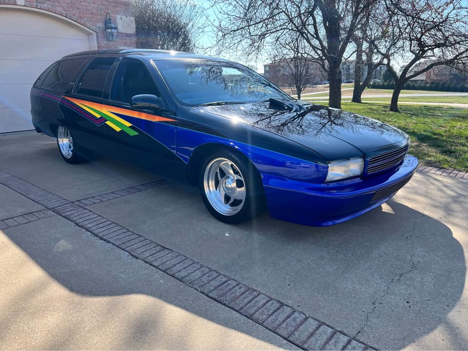 Billet, Custom Graphics, Tweed And More: This 1993 Buick Roadmaster Is 1990’s Custom Greatness And Can Be Yours!