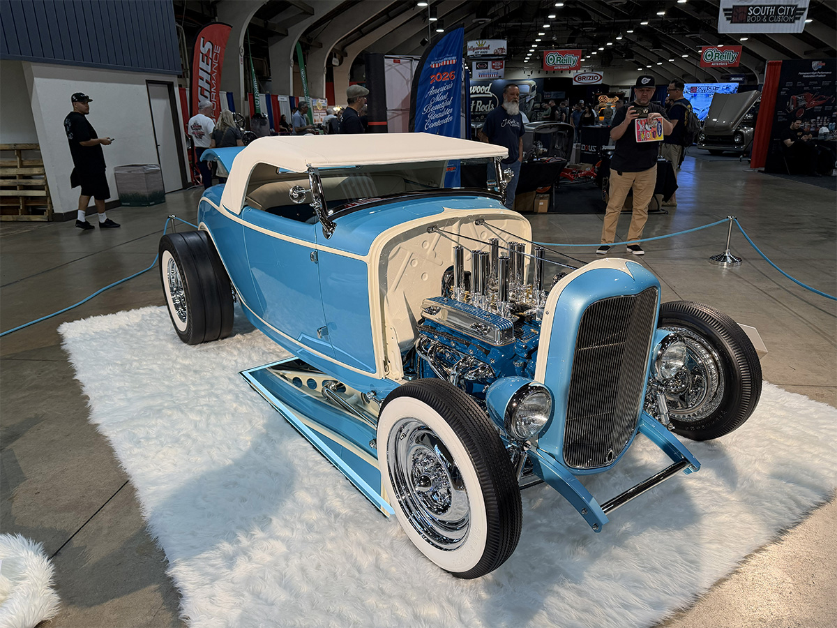 Nicole Baird’s Blue Ribbon 1932 Ford Roadster built by Squeeg’s Kustoms Win’s America’s Most Beautiful Roadster At GNRS 2026!
