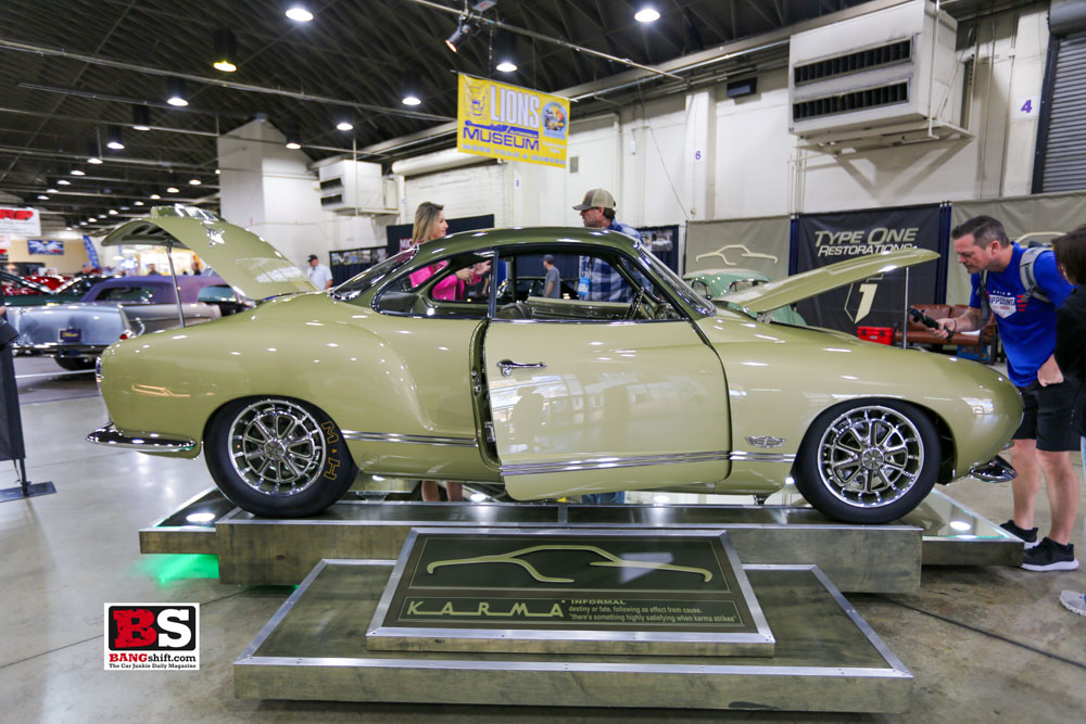 Al Slonaker Memorial Award To A ’55 VW At GNRS!
